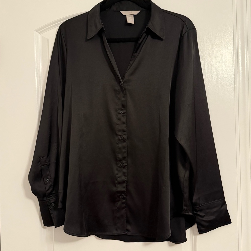 H&M Classic Black Button-down Satin Shirt - Size M (NWOT)